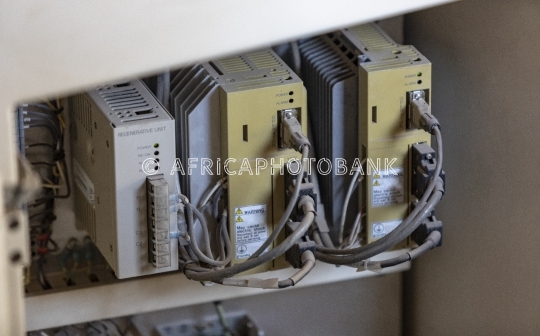 servo pack electrical