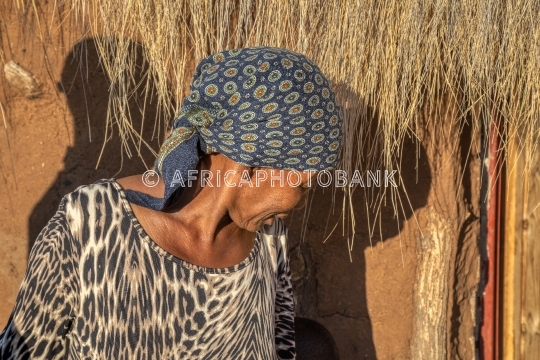 old African woman