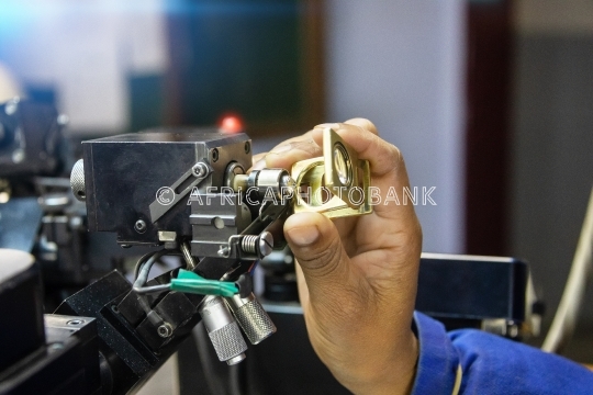 diamond polishing factory