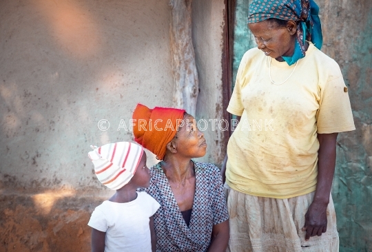 African mother and child 