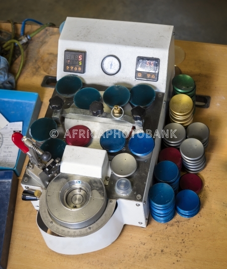 polishing lens glasses machine
