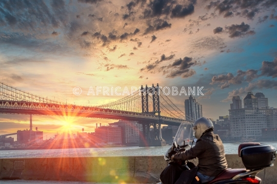 Brooklyn bridge delivery