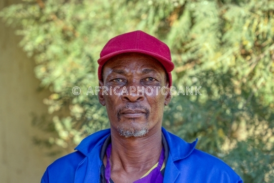 African worker