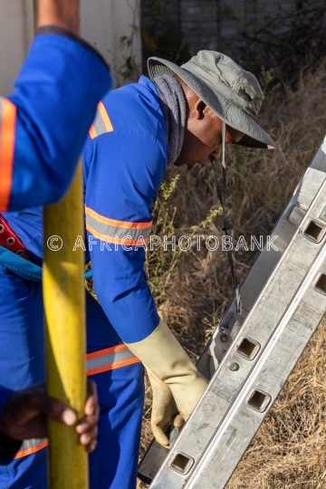 African workers