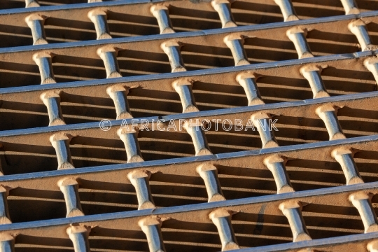 grate pattern