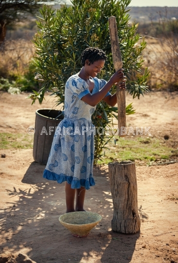 Sorghum grinding