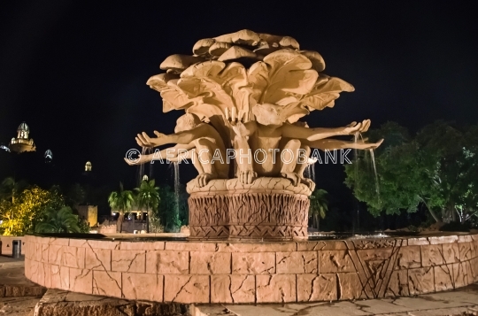 Suncity statues