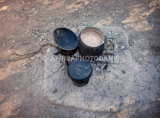 African outdoors pots