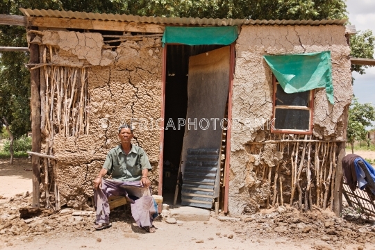 basarwa man