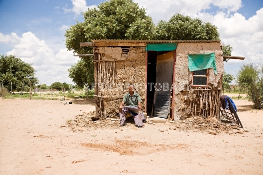 basarwa man