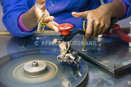 Diamonds polishing factory