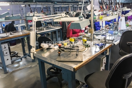 Diamonds polishing factory